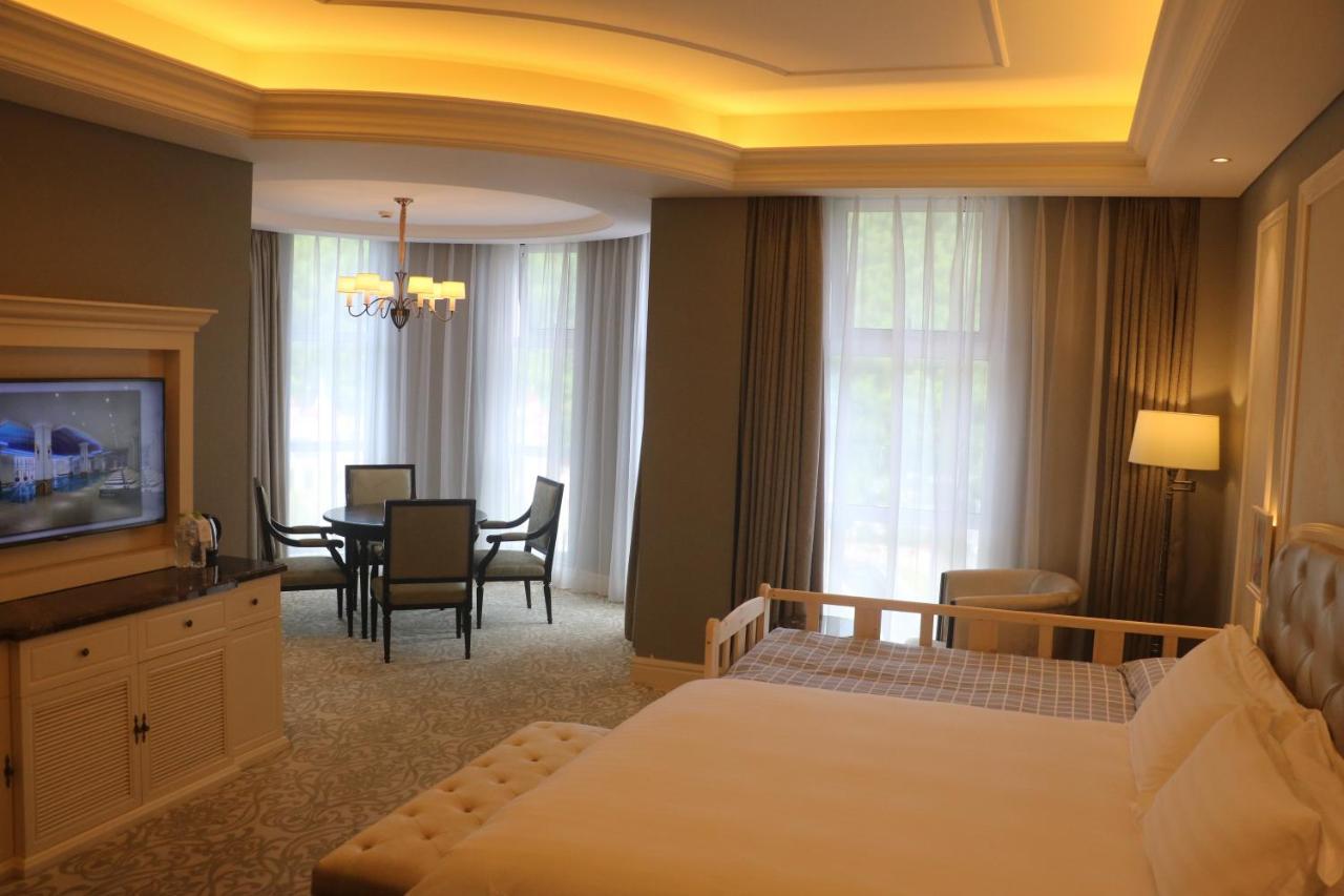 Yinrun Jinjiang Castle Hotel Анджі Екстер'єр фото